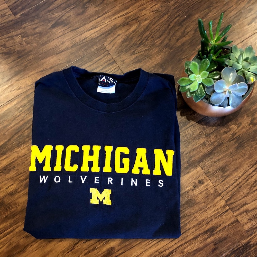 Vintage 90's Michigan Wolverines T-Shirt